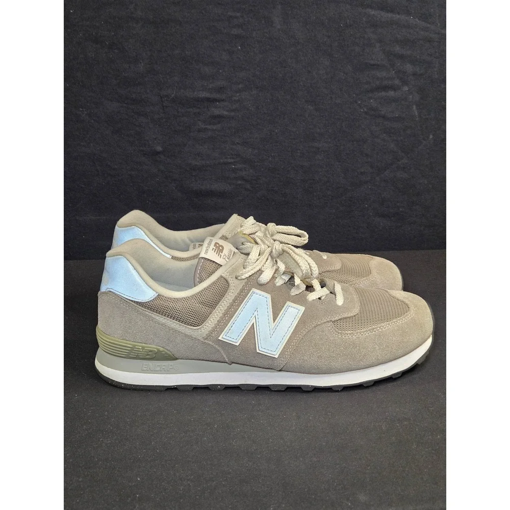 New Balance 574 Classic Men's Size 12 Grey Suede Sneakers ML574EVG